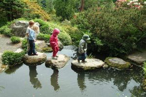 http://www.flickr.com/photos/24256351@N04/3662558333">Kids at Kubota Garden, 2003